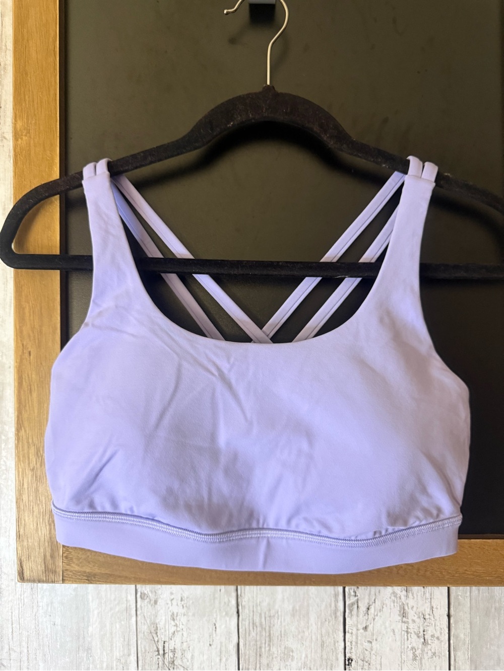 Lululemon Energy Bra Purple Lilac Strappy Sports Bra W2540S Size 10